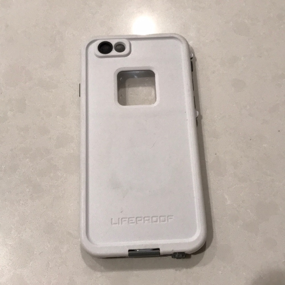 iPhone 6/6s lifeproof case